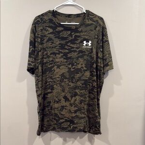 Under Armour Green Short Sleeve Tee
